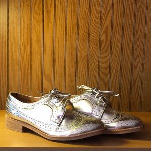 Size 10 Silver Metallic Oxfords